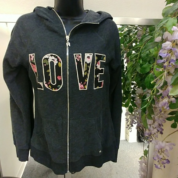 Victoria's Secret Jackets & Blazers - Victoria's Secret 💘 Floral Fleece Jacket